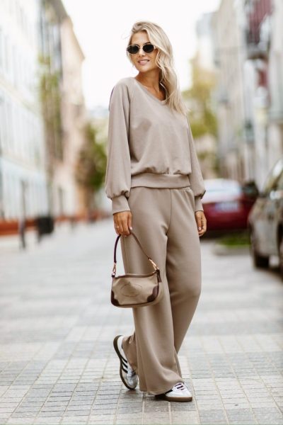 Bluza pianka dekolt v fango