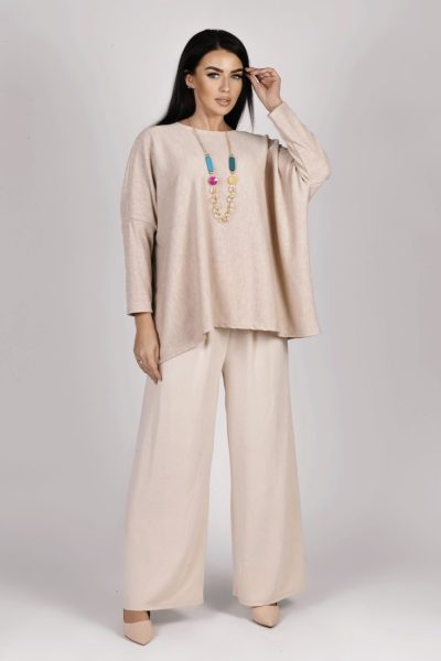 Bluzka kwadrat z wisiorkiem – UNI, Beż