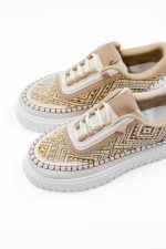 Buty sneakersy złote wzory