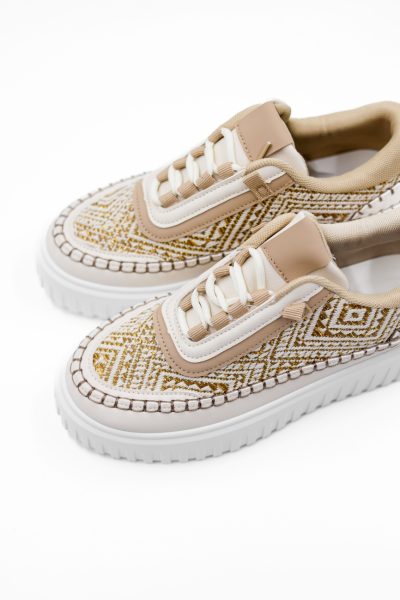Buty sneakersy złote wzory