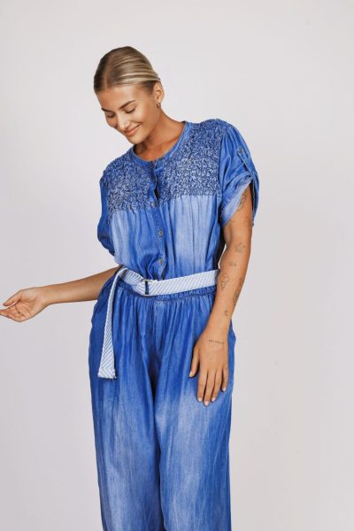 Kombinezon góra marszczenia