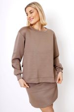 Komplet krótszy tył spódniczka kangurka