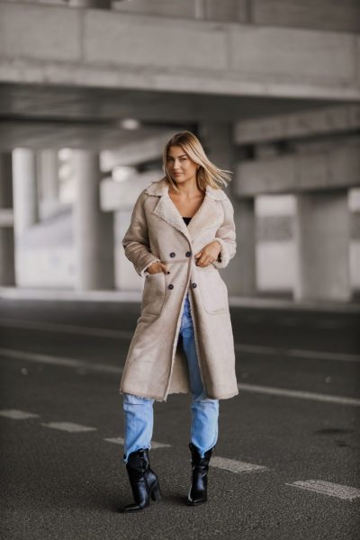 Kożuszek duże kieszenie – UNI, Beż