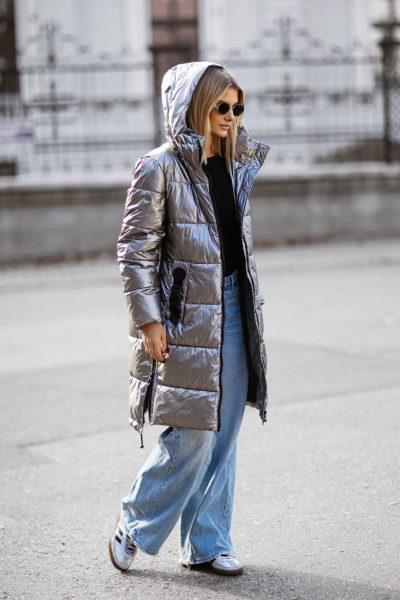 Kurtka długa kieszenie klamry boki zamek