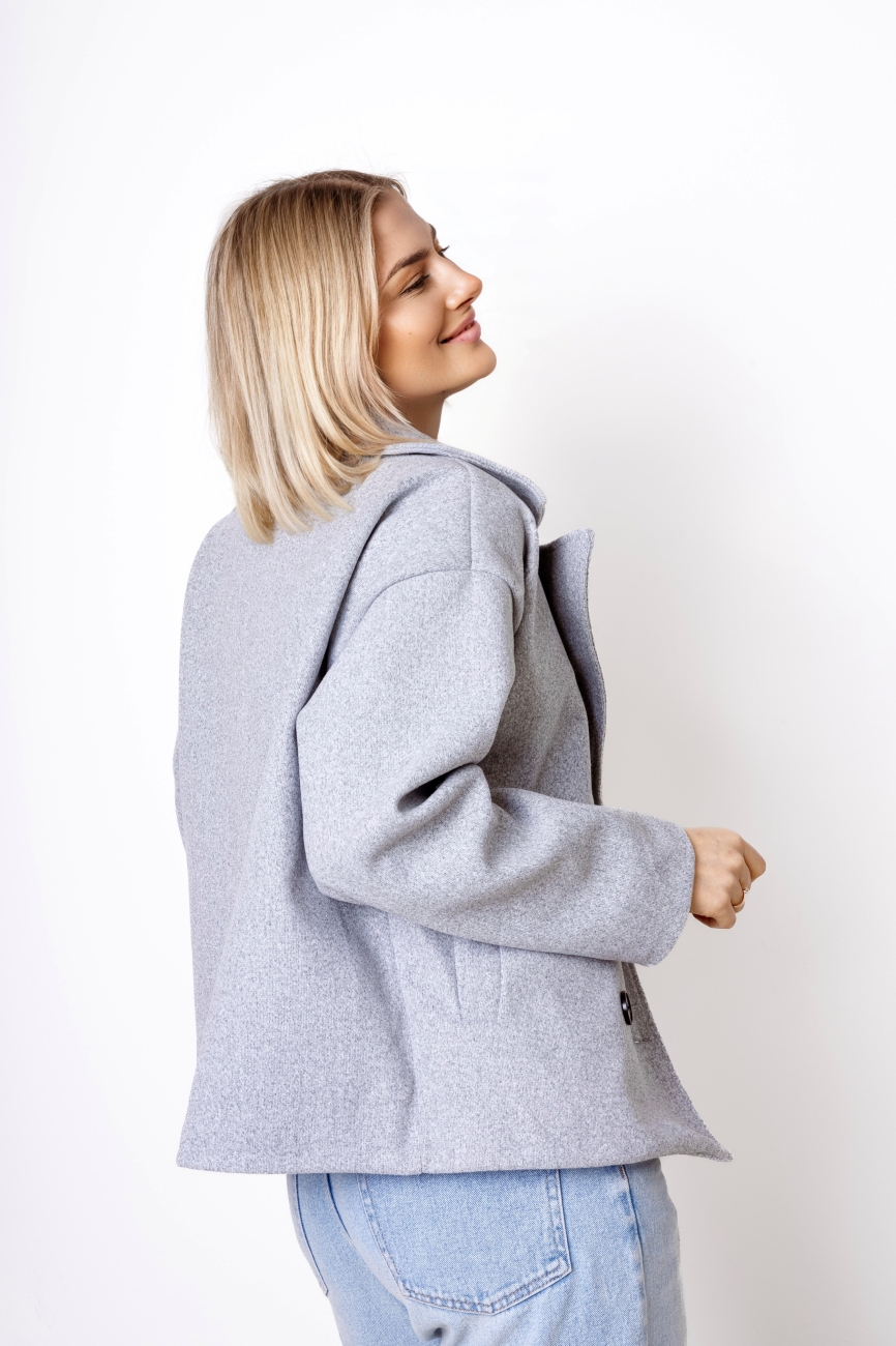 Kurtka flausz 4 guziki