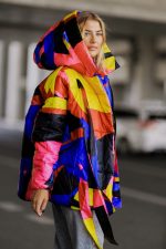 Kurtka geometryczne wzory