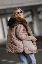 Kurtka kołnierz ala lisek