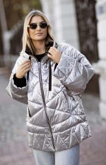 Kurtka pikowane trójkąty