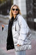 Kurtka pikowane trójkąty