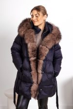 Kurtka puchowa długa futerko