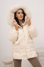 Kurtka puchowa ściągany pas kaptur futerko