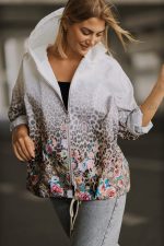 Kurtka wiatrówka panterka kwiatki