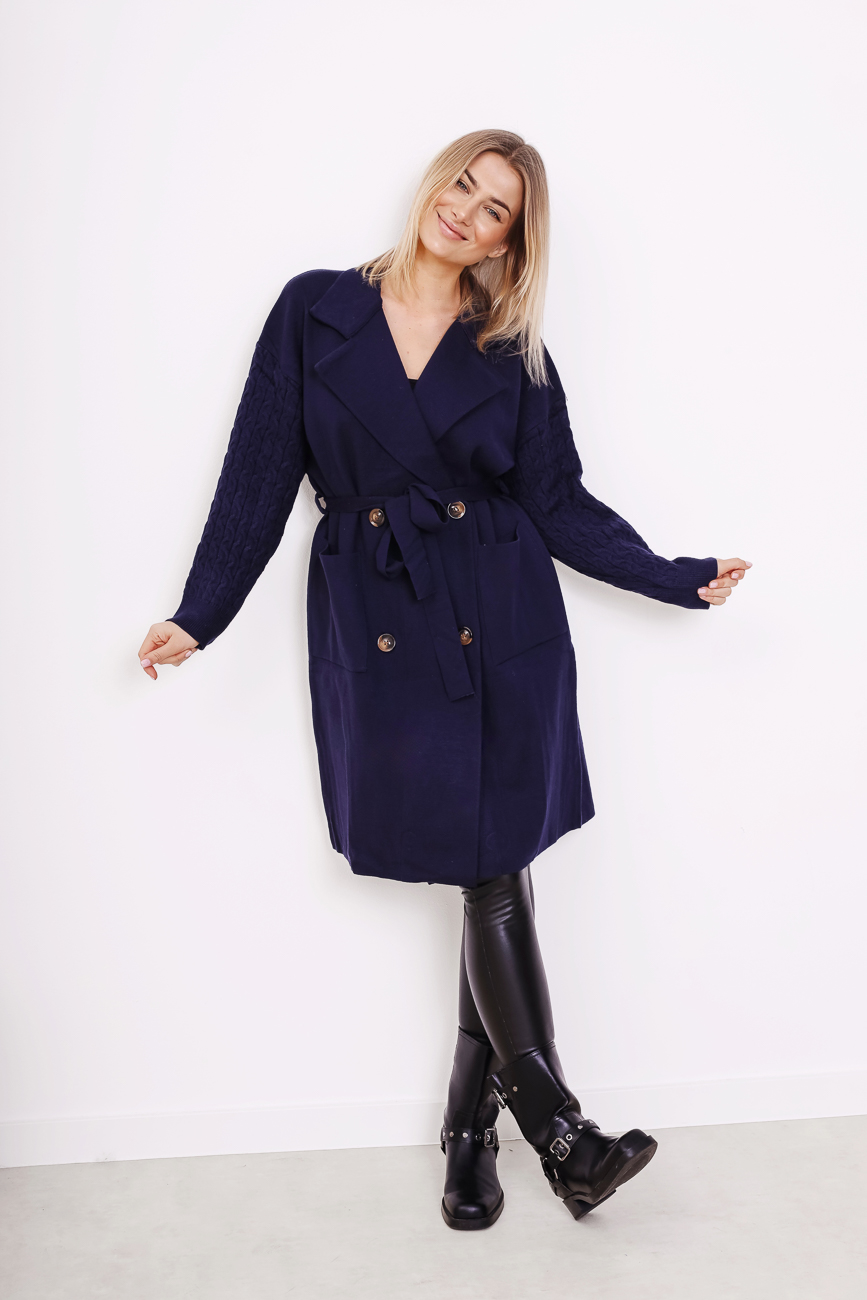 Płaszcz dzianinowy rękaw warkoczyki