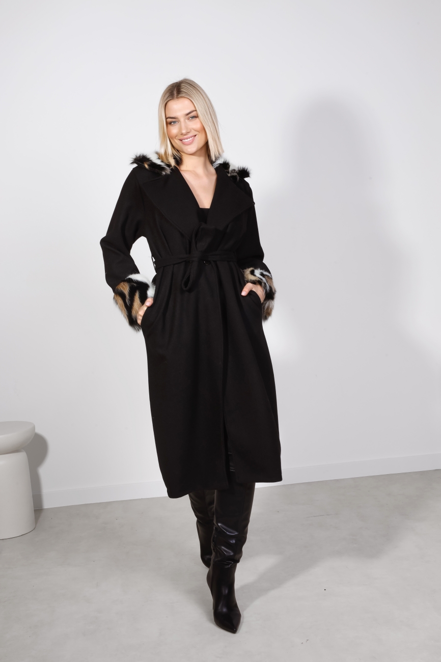 Płaszcz wiązany mankiet kołnierz futerko