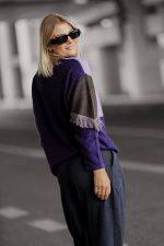 Sweter golf szarpane wstawki