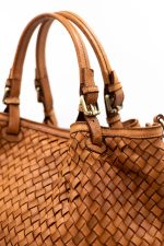 Torba plecionka rączki sprzączki – Camelowy, Duży