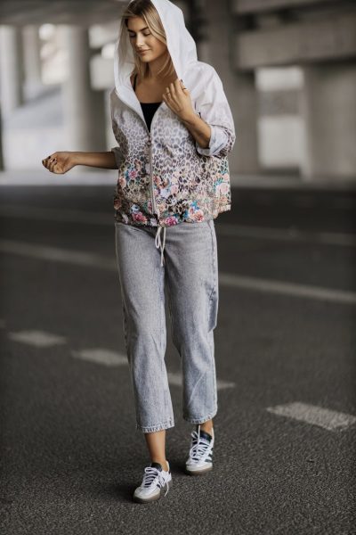 Kurtka wiatrówka panterka kwiatki