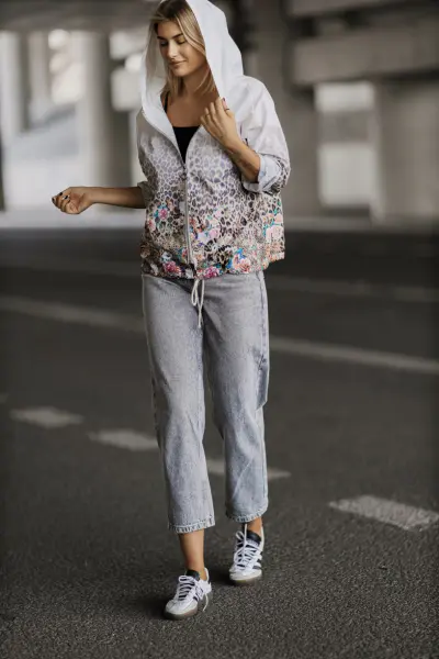 Kurtka wiatrówka panterka kwiatki – UNI, Ecru