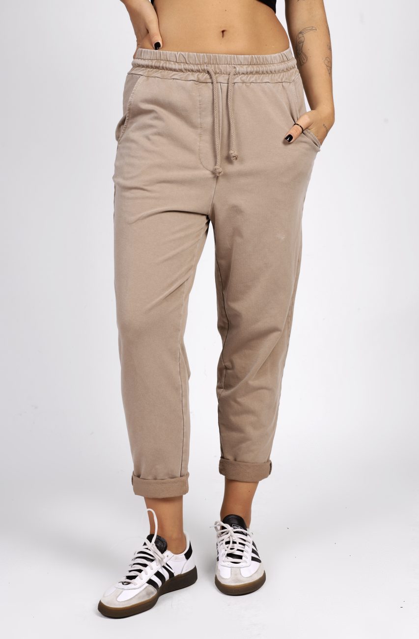 Spodnie dresowe tył patka