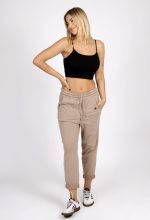 Spodnie dresowe tył patka