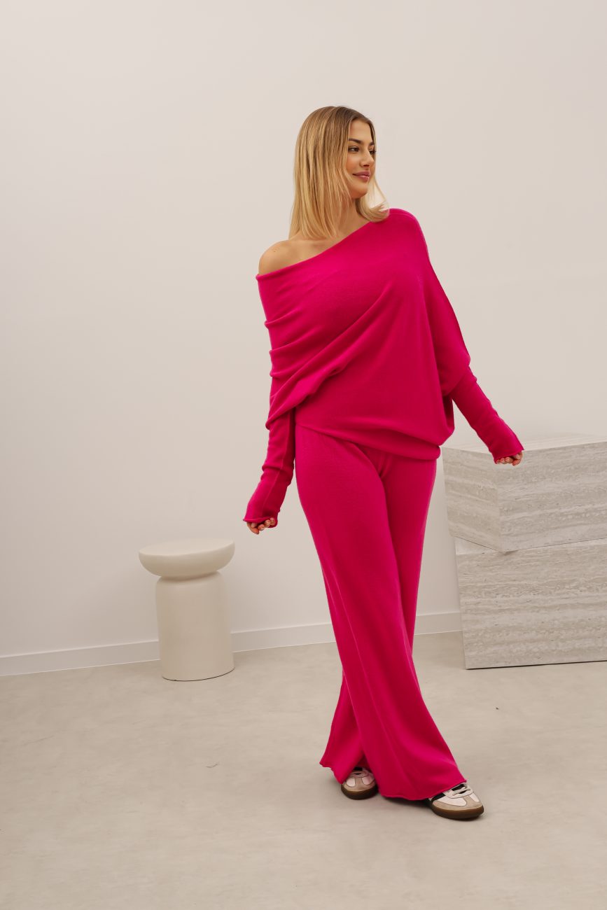 Sweter krzywy – Fuksja, UNI