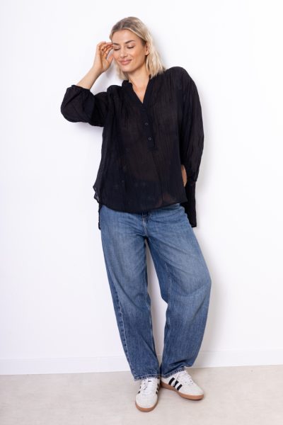 Bluzka gnieciona haftowane kwiatuszki – Czarny, UNI