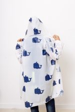 Płaszcz przeciwdeszczowy dziecięcy – Wieloryby
