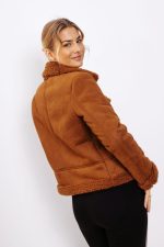 Kożuszek krótki bok zamek – S, Camelowy