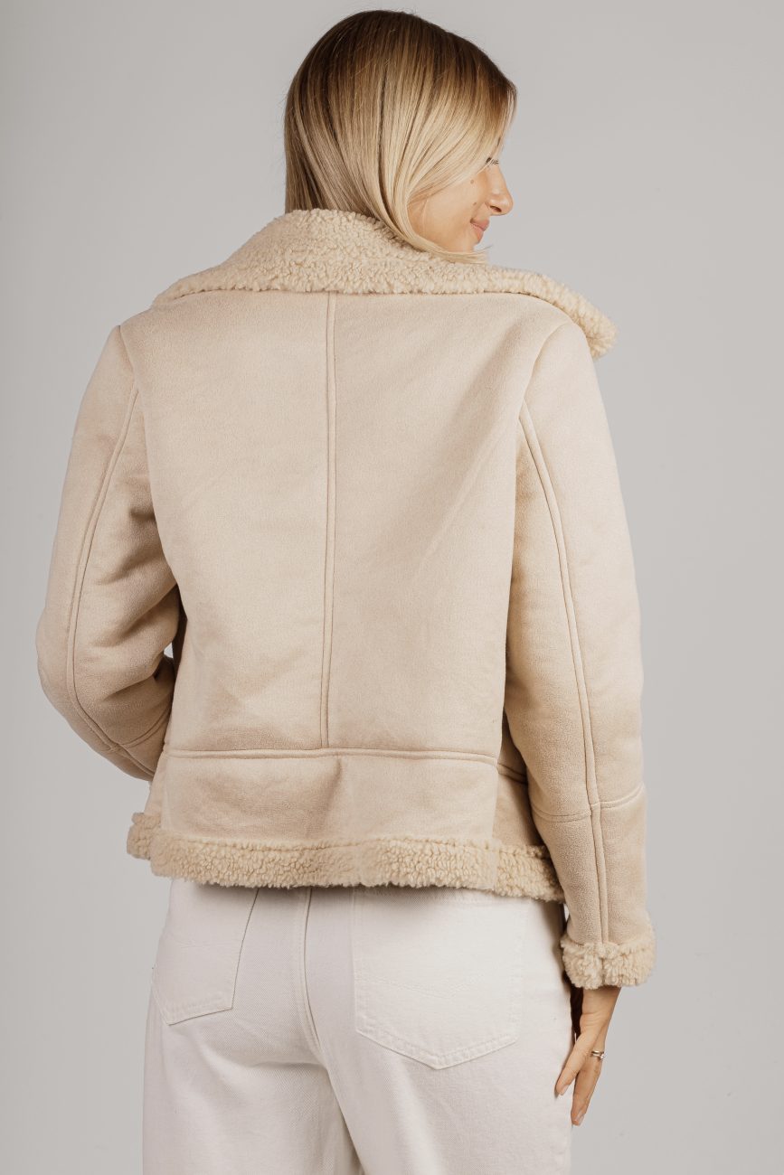 Kożuszek krótki bok zamek – S, Beż